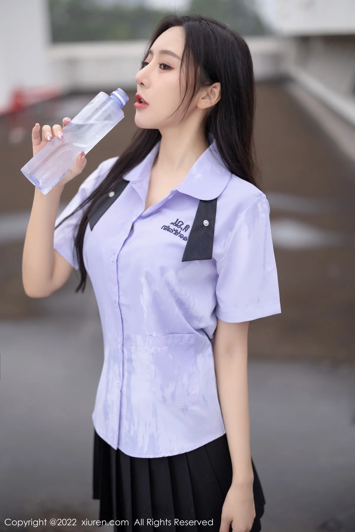 Xrmnw.Com[XiuRen秀人网]No.4819_女神王馨瑶yanni户外半脱性感JK制服露蕾丝内衣完美诱惑写真66P