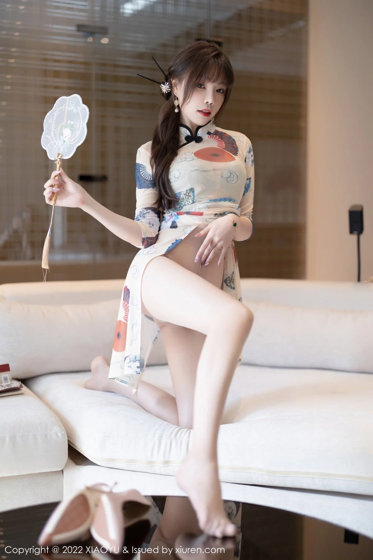 Xrmnw.Com[XiaoYu画语界]Vol.788_女神芝芝Booty白色轻透旗袍露蕾丝内衣无内肉丝完美诱惑写真105P