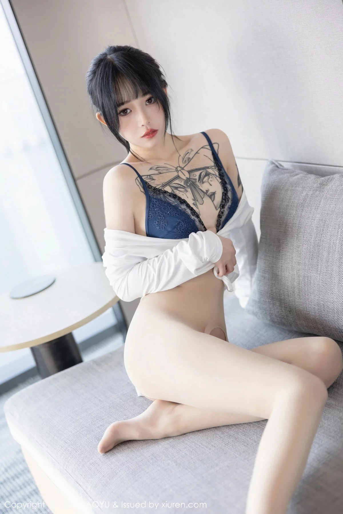 Xrmnw.Com[XiaoYu画语界]Vol.1006_模特奶瓶黑色连身短裙+性感蓝色蕾丝内衣秀曼妙身姿诱惑写真103P