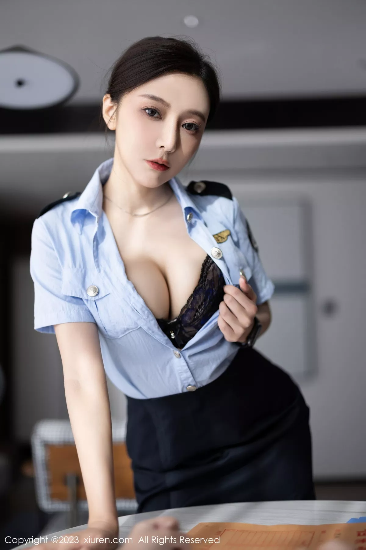 Xrmnw.Com[XiuRen秀人网]No.7340_女神王馨瑶yanni性感女警制服露黑色蕾丝内衣秀惹火身材诱惑写真82P